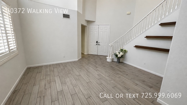 Building Photo - 10372 Walking View Ct