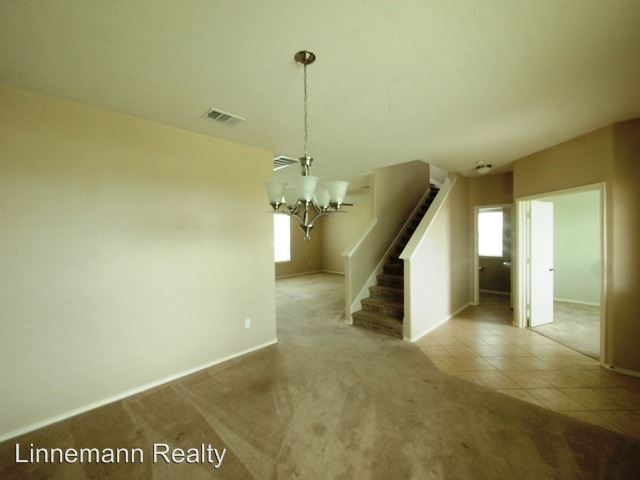 Building Photo - 6310 Blayney Dr
