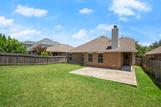 Foto del edificio - 2417 Chimney Rock Rd