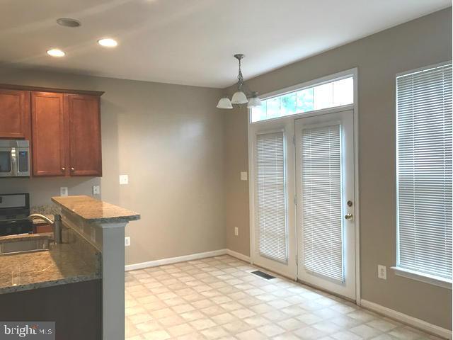 Foto del edificio - 8586 Wyngate Manor Ct
