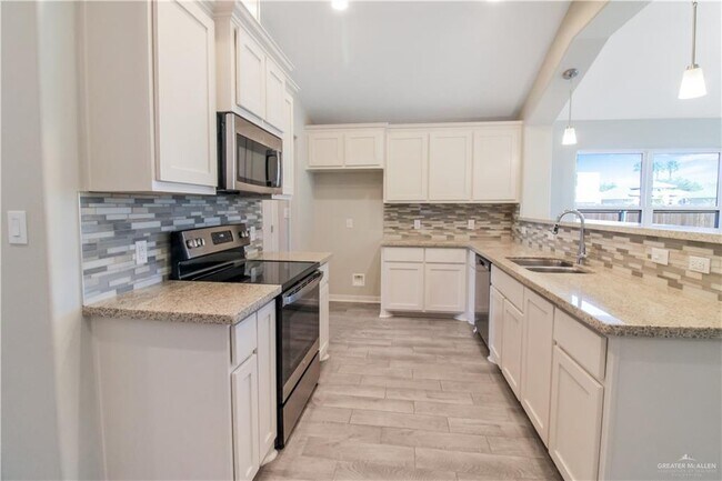 Foto del edificio - 12 Rye Cir