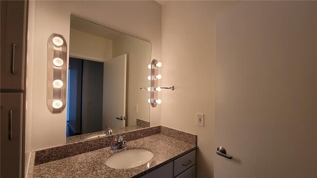 Foto del edificio - 620 Glen Iris Dr NE