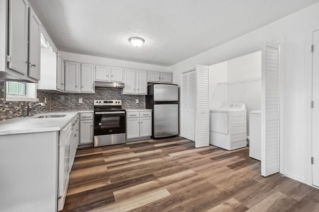 Foto del edificio - 3758 Westchase Dr