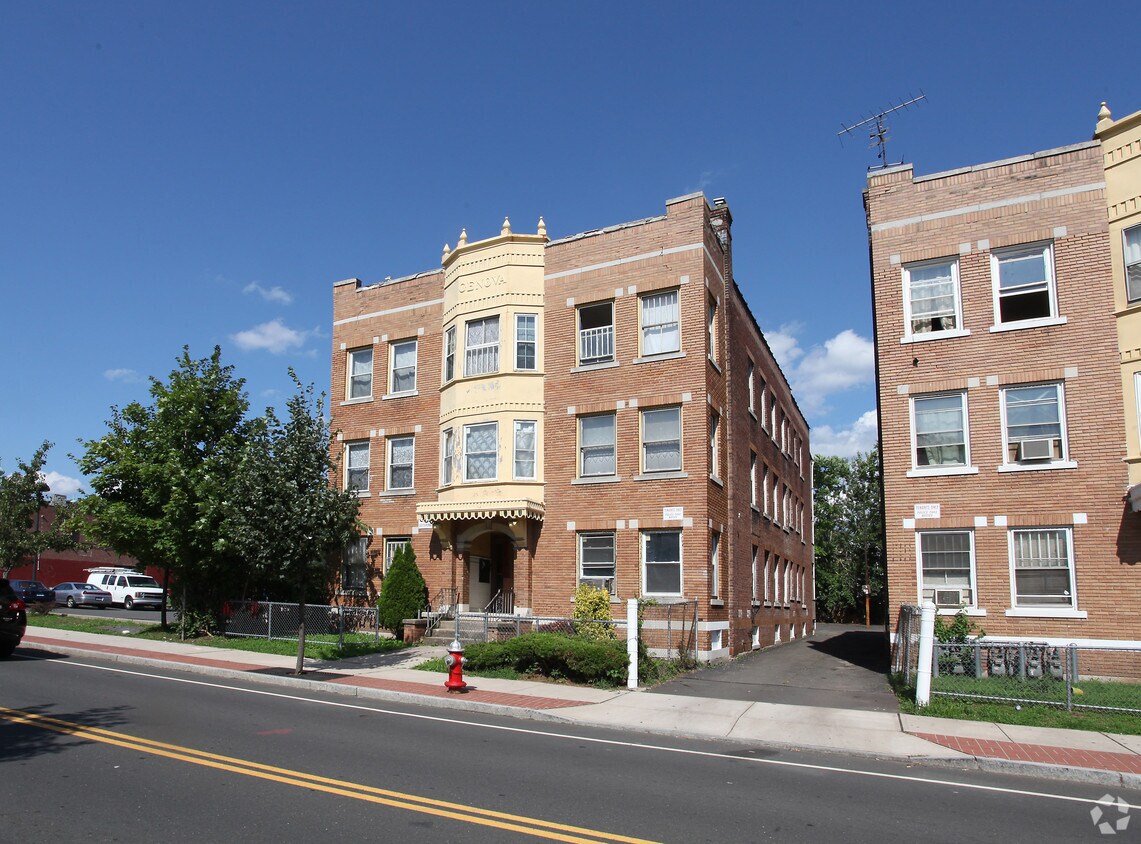 Building Photo - 169-171 Washington St