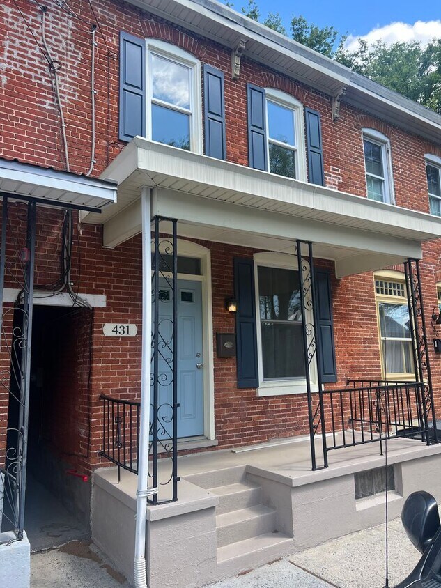 Foto principal - 3 Bedroom home in Carlisle PA!
