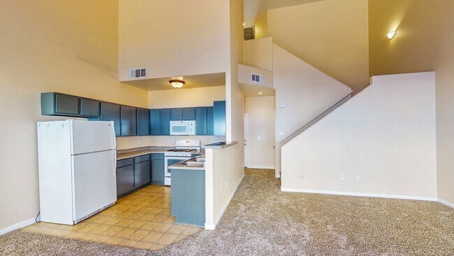 Foto del edificio - ** 2 weeks free rent. Excluding recurring fees** 2 BDR / 2.5 BATH SPACIOUS HOME