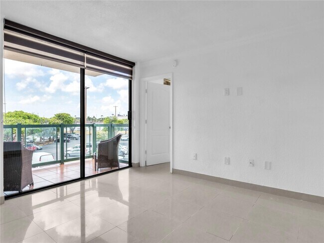 Foto del edificio - 2075 SW 122nd Ave