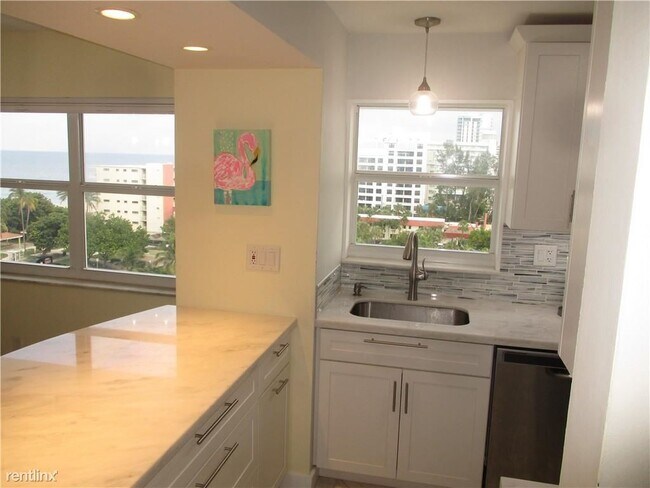 Foto del edificio - 2 br, 2 bath Condo - 1630 N Ocean Blvd Apt...