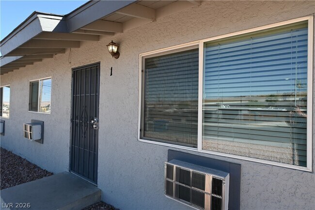 Foto del edificio - 320 N 16th St