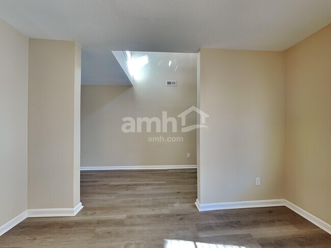 Foto del edificio - 129 Midwood Rd