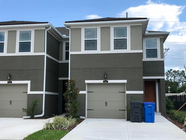 Photo - 5518 Viola Lee Way Townhome
