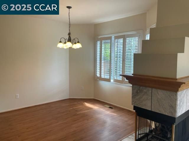 Foto del edificio - 1328 Shell Ln