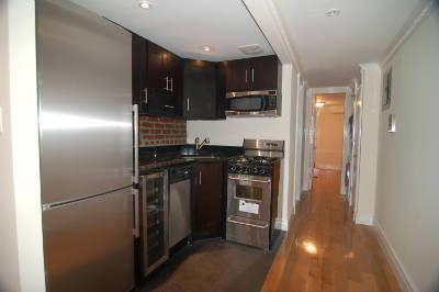 Primary Photo - 118 E 7th St