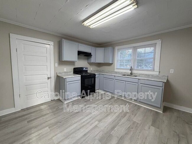 Foto del edificio - 627 W Kerr St