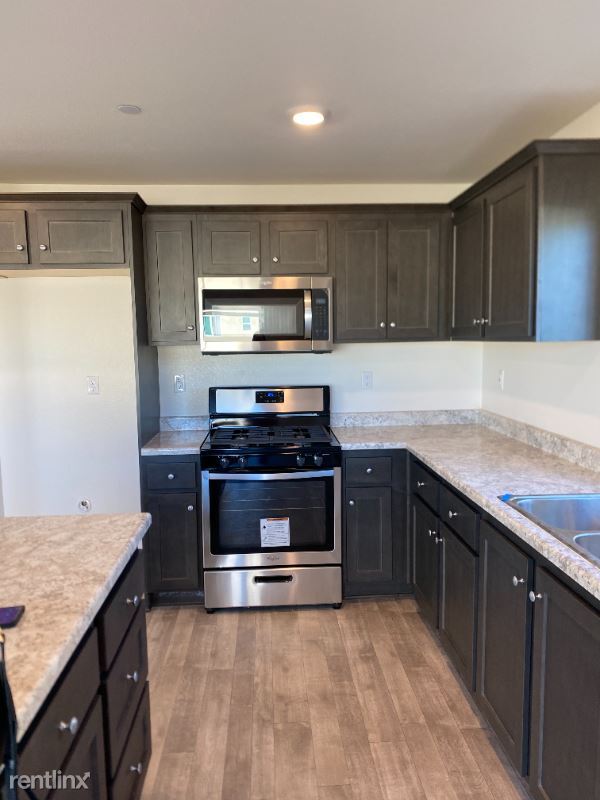 Building Photo - 4 br, 3 bath House - 10340 Kamran Cir