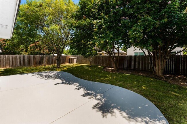 Foto del edificio - 1708 Jerusalem Dr