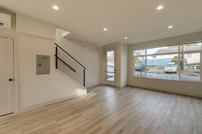 Foto del edificio - Modern, Spacious 2020 Townhome in West Seattle!