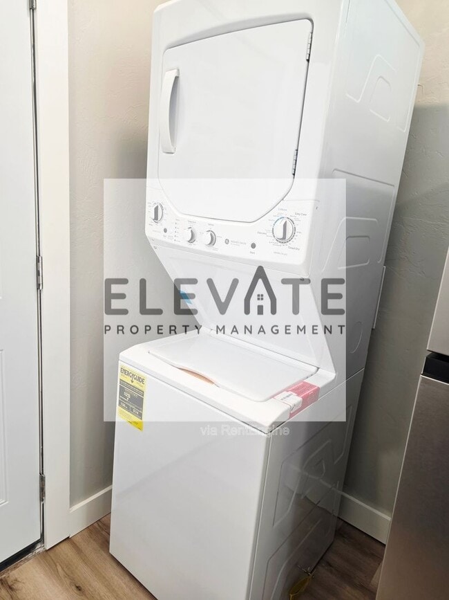 Foto del edificio - 2217 SW 49th St