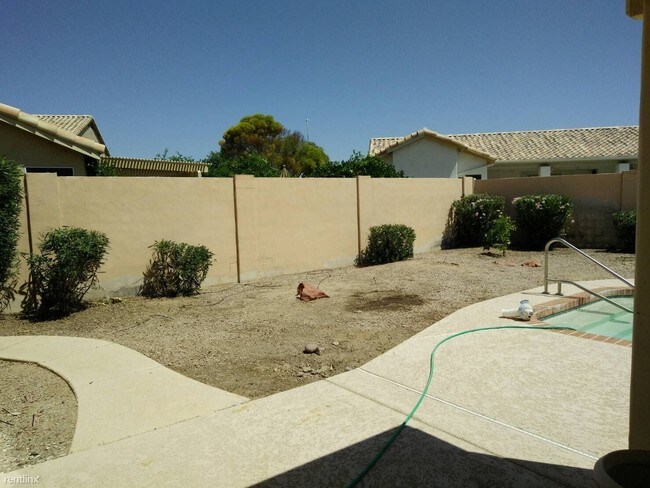 Building Photo - 3432 W Monterey St