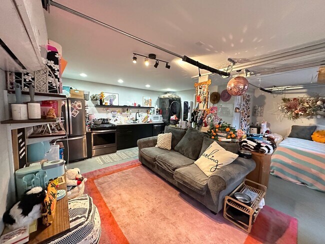 Foto del edificio - 135 Sunset Dr