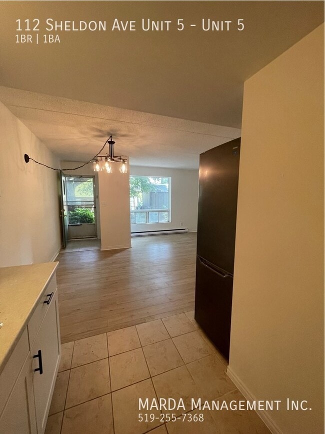 Building Photo - Newly Renovated 1 Bedroom 1 Bathroom in Ch...