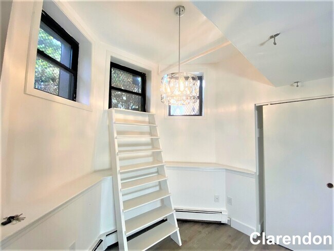 Foto del edificio - 554 Columbus Ave