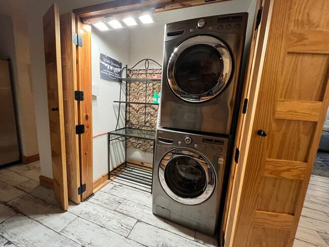 Foto del edificio - 12102 Carriage Ct SE