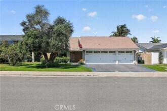 Building Photo - 8631 Larkport Dr