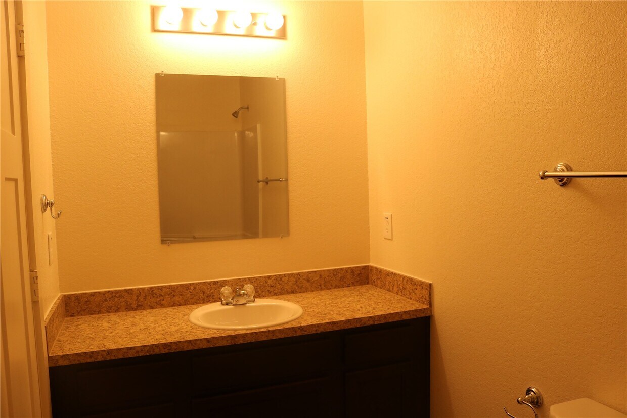 Foto del edificio - 10535 Mills Rd