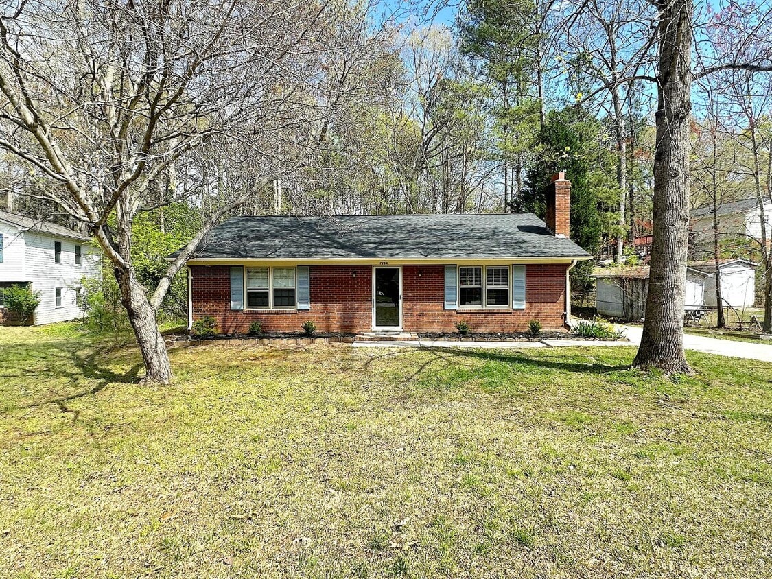 Primary Photo - Charming 3 Bedroom Home Fully Renovated!