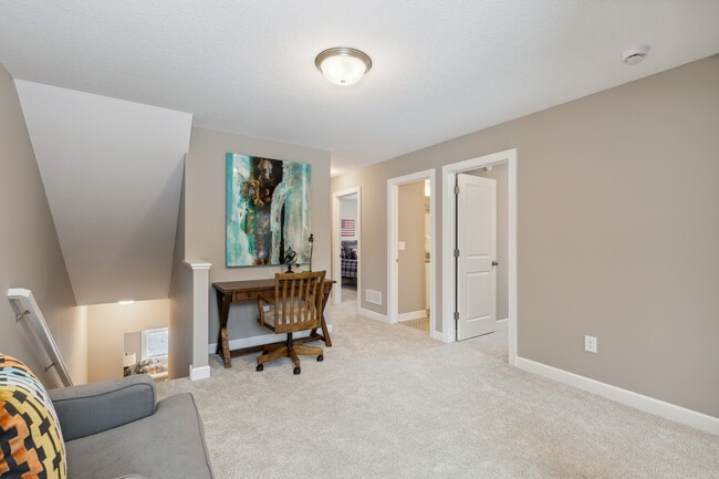 Building Photo - 13837 Oakwood Dr N