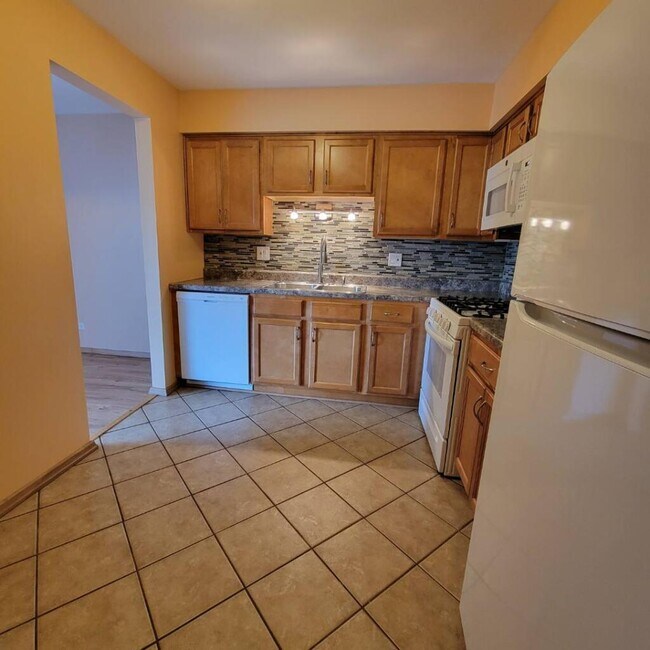 Foto del edificio - 1732 Harrow Ct