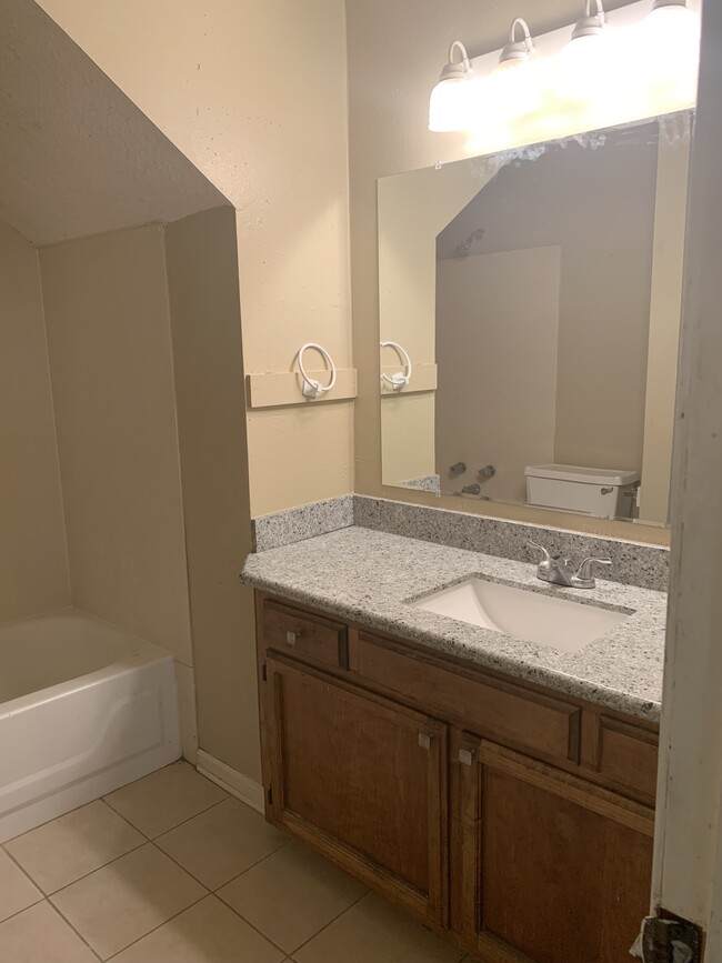 Bath 1 - 4840 Kennesaw Dr