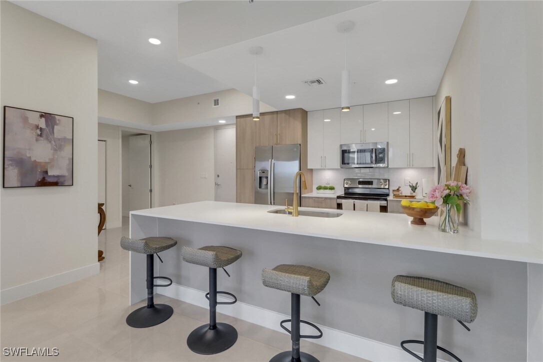 Primary Photo - 26600 Rosewood Pointe Dr