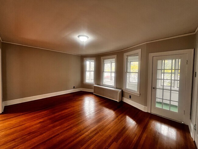 Foto del edificio - 93 Homestead Ave