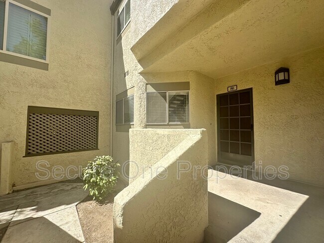Building Photo - 3264 Darby St