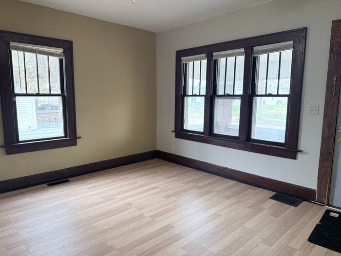 Foto principal - Newly Remodeled 2 Bedroom on the Northside