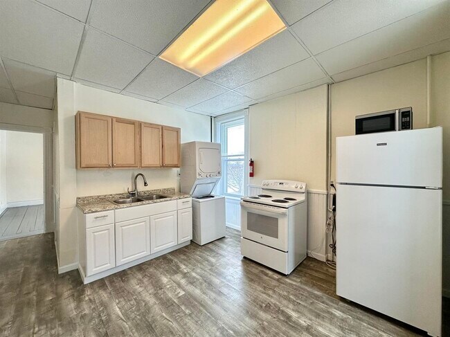 Foto del edificio - 270 8th St