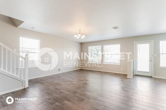 Building Photo - 3910 Nuttall Oak Dr