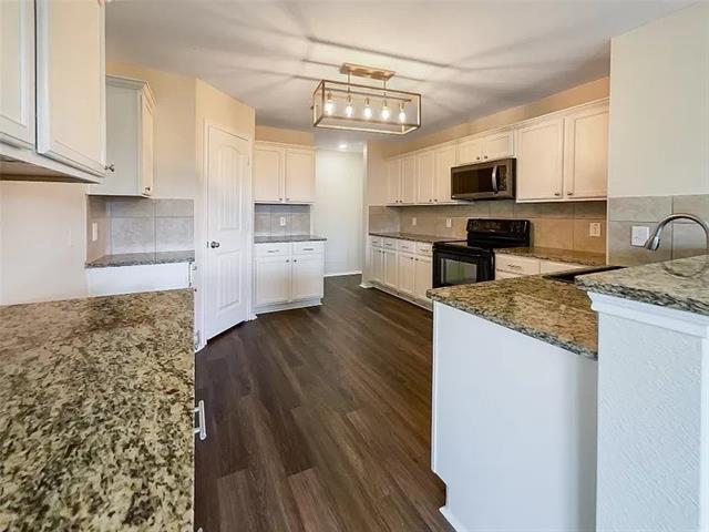 Foto del edificio - 1809 Meadow Crest Dr