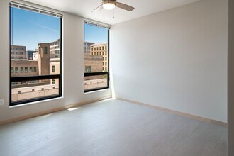 Interior Photo - NoVo