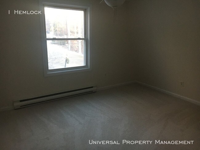 Building Photo - Great Two Bedroom Condo in Dover