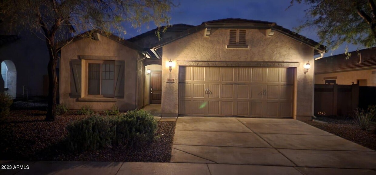 Foto principal - 1621 W Big Oak St