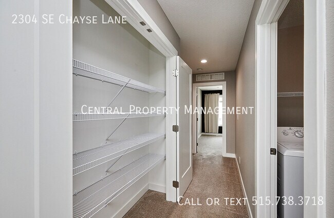 Building Photo - 2304 SE Chayse Ln