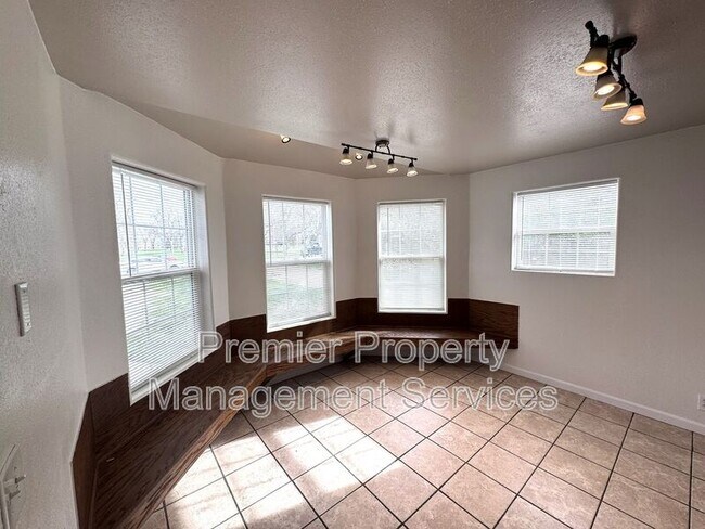 Foto del edificio - 2005 8th Ave N