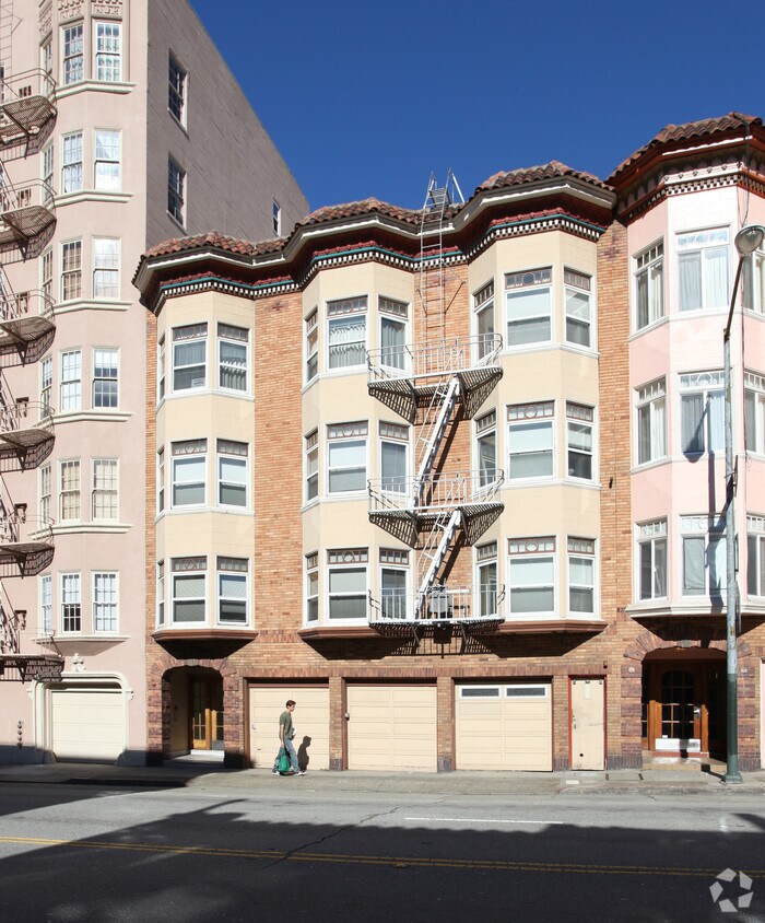 Building Photo - 970 Bay St