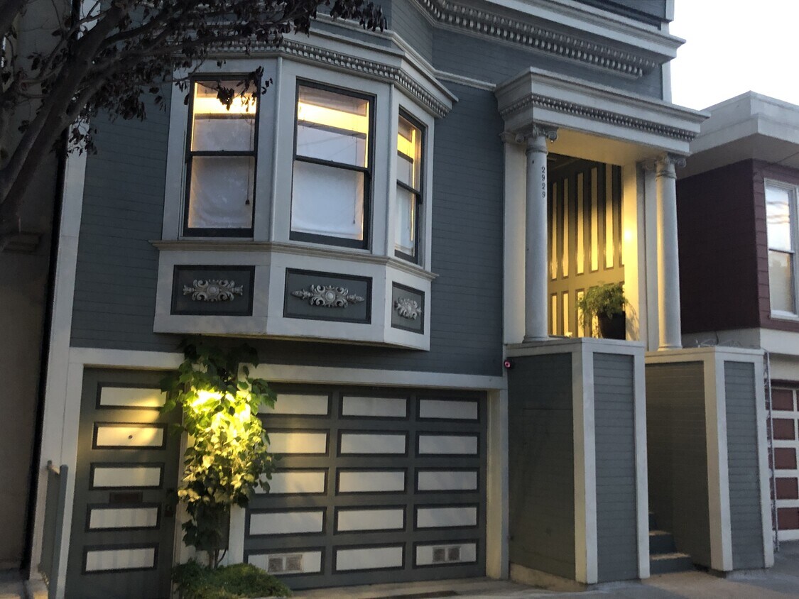 Foto principal - 2929 23rd St