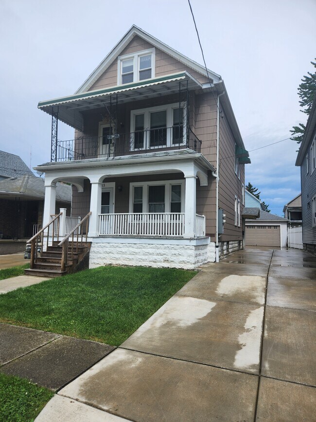 33 Grove - 33 Grove St
