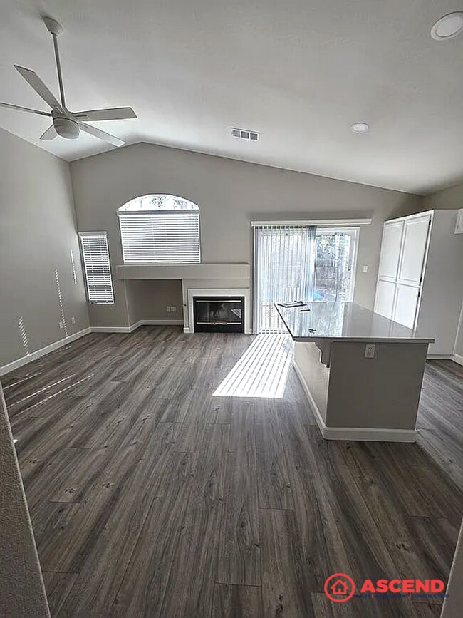 Foto del edificio - Beautiful Home in the Southwest!