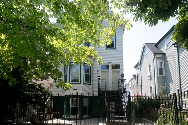 Building Photo - 2112 N Campbell Ave